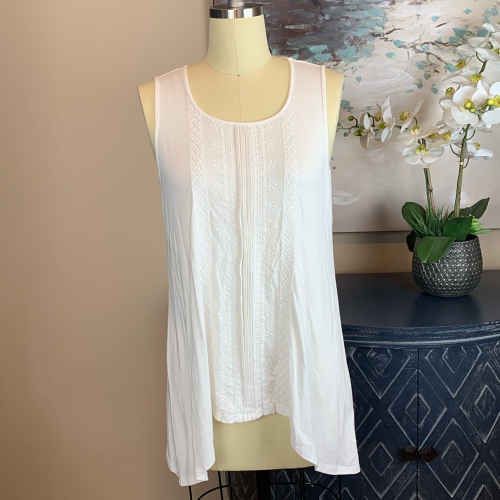 Adrianna Papell Women’s White Sleeveless Top Size Medium